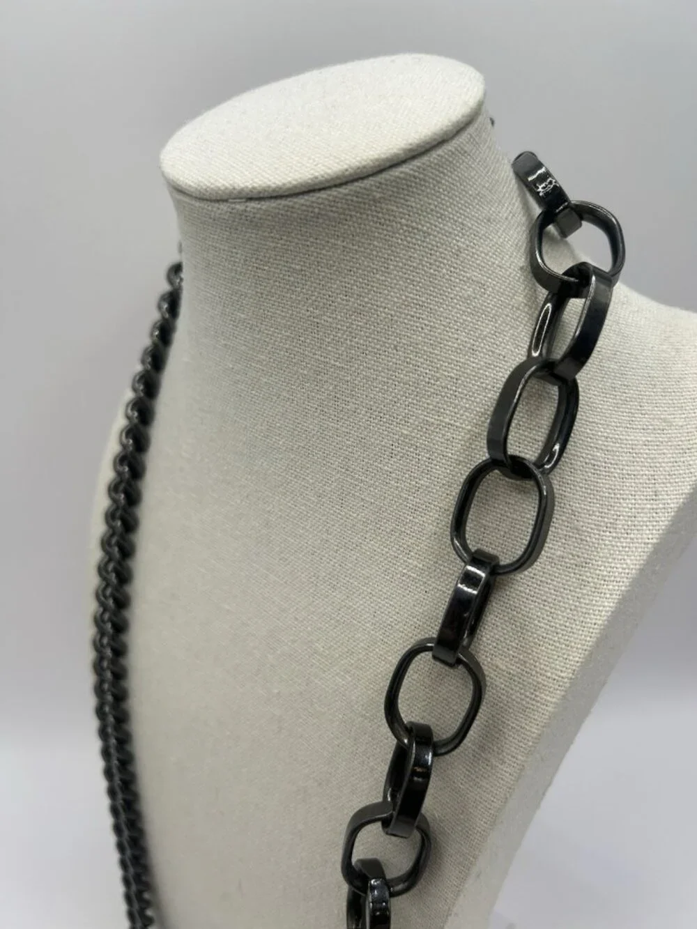 Vintage Black Gunmetal Mixed Link Chain Necklace Toggle Clasp Statement Necklace - Picture 7 of 16